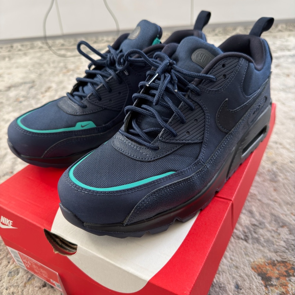 Nike Air Max Dark Blue with Teal Accents